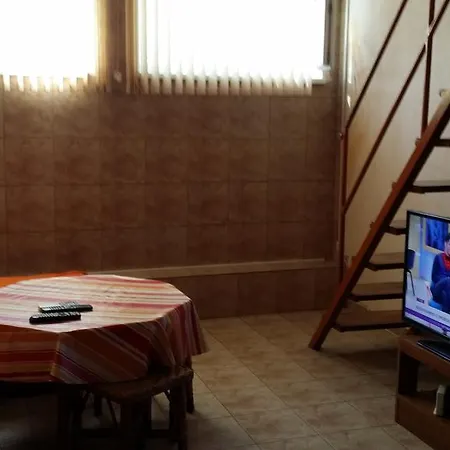 Appartement Shopen Mezonet