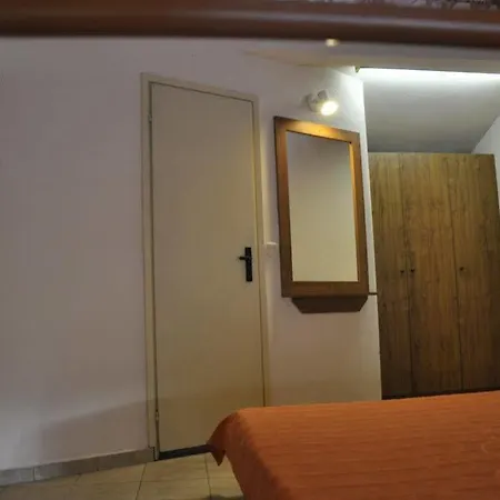 Shopen Mezonet Appartement